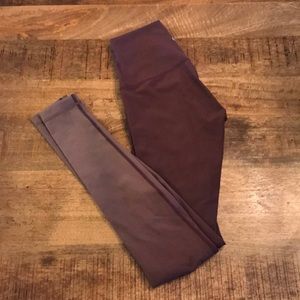 Lulu Wunder Under Leggings